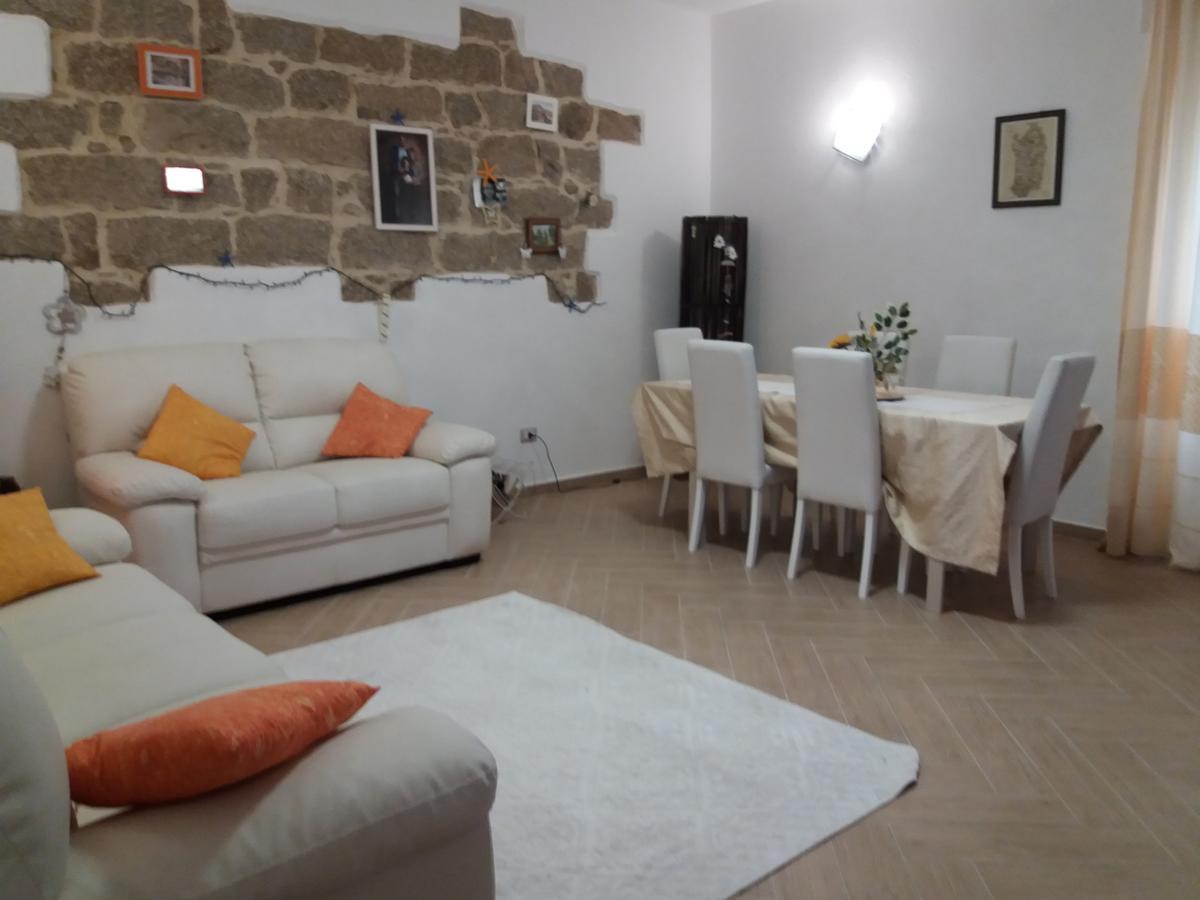 Appartamento Casa Ilaria Arzachena Exteriör bild