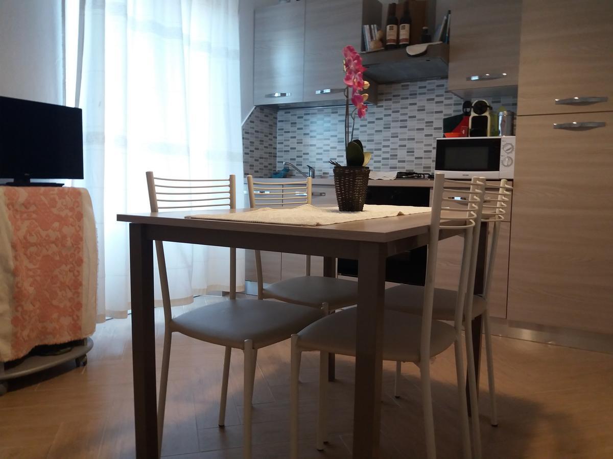 Appartamento Casa Ilaria Arzachena Exteriör bild